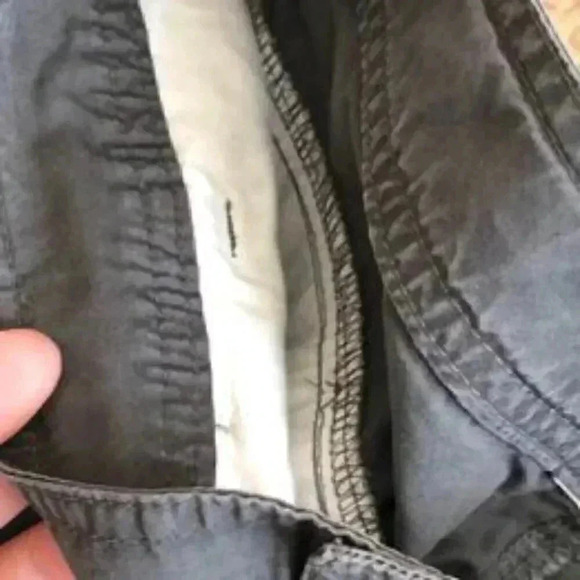 Columbia Gray Cargo Pants - Picture 3 of 4